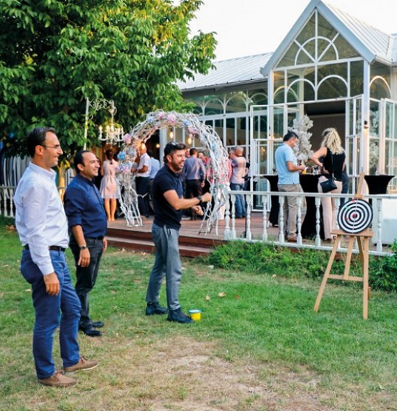 05fe63f7-7af2-44fd-b501-5808ad9c099d 05fe63f7-7af2-44fd-b501-5808ad9c099d