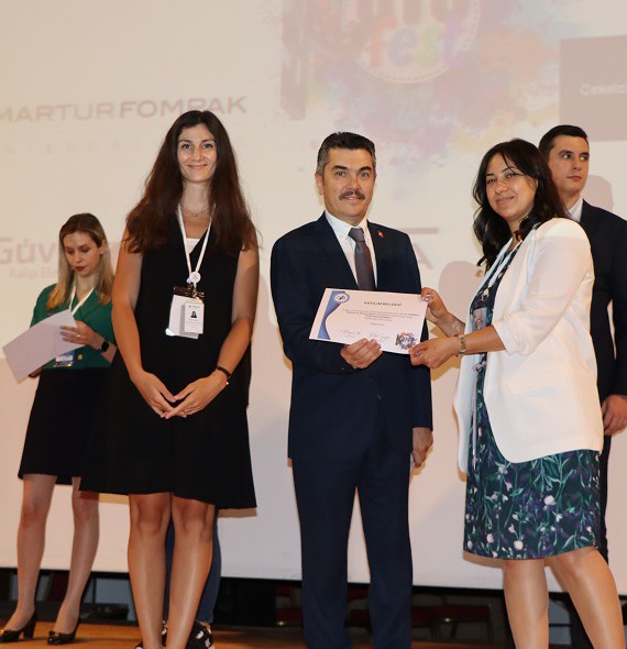 1c1eeb20-347a-4c11-aba5-1ba3c52974e3 1c1eeb20-347a-4c11-aba5-1ba3c52974e3