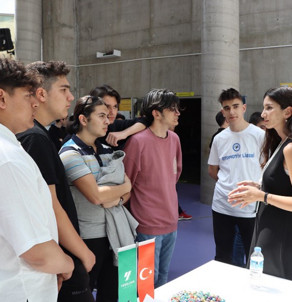 efa09416-5ca3-432e-be8c-d5e46c5a67e0 efa09416-5ca3-432e-be8c-d5e46c5a67e0